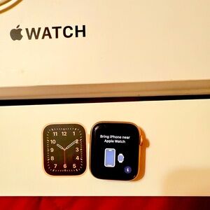 Apple Watch SE 44mm Gold Aluminum Plum Sport Loop ( GPS + Cellular) UNLOCKED